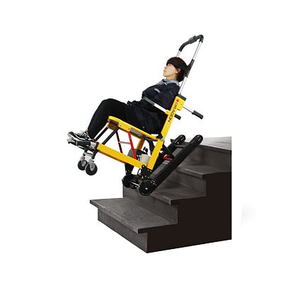 Escalador de escalera de silla de ruedas plegable y accionado por personas mayores